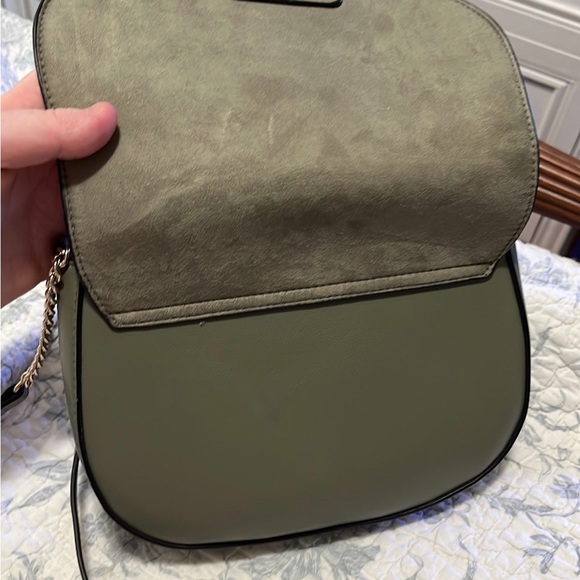 H&M crossbody - Picture 3 of 3